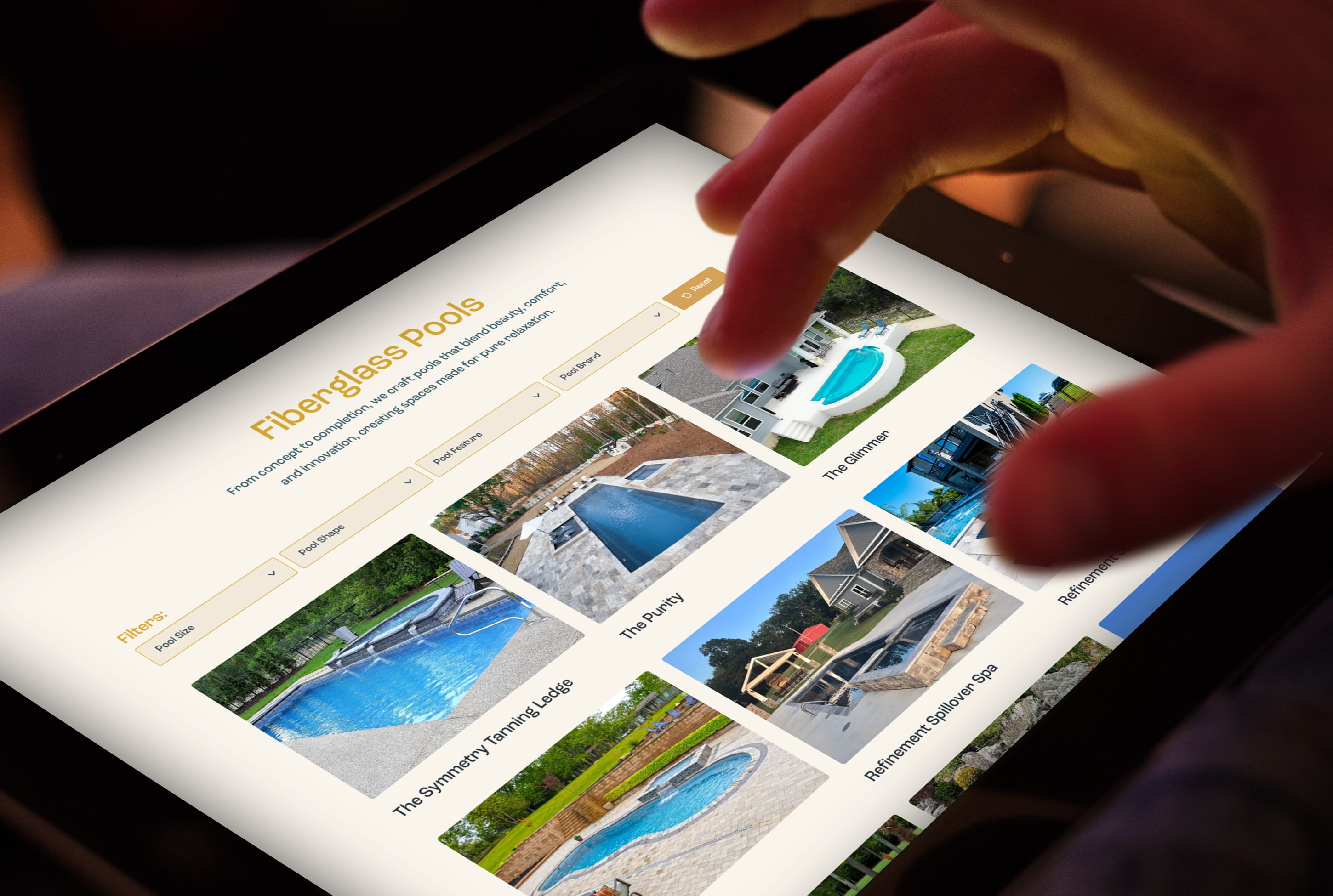 BlueLux Pools — website desktop
